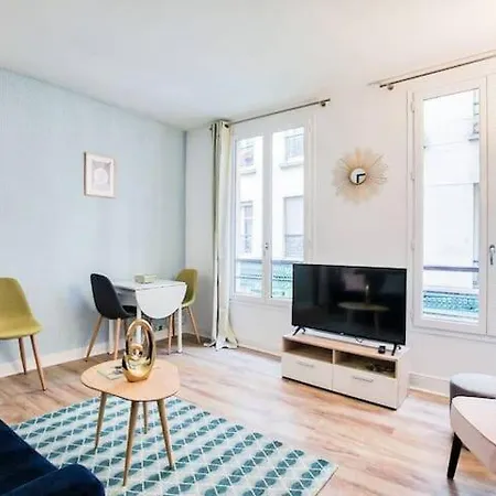 Charming Near Les Halles - 4p
